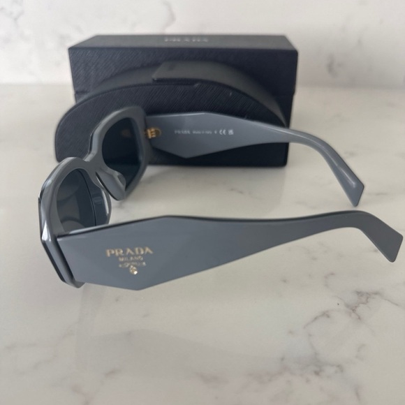 Prada runway 49mm Gray Square Sunglasses with Black Lenses main image 10